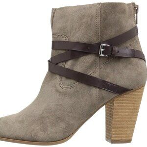Carlos by Carlos Santana Womens Miles Suede Ankle Boots Taupe